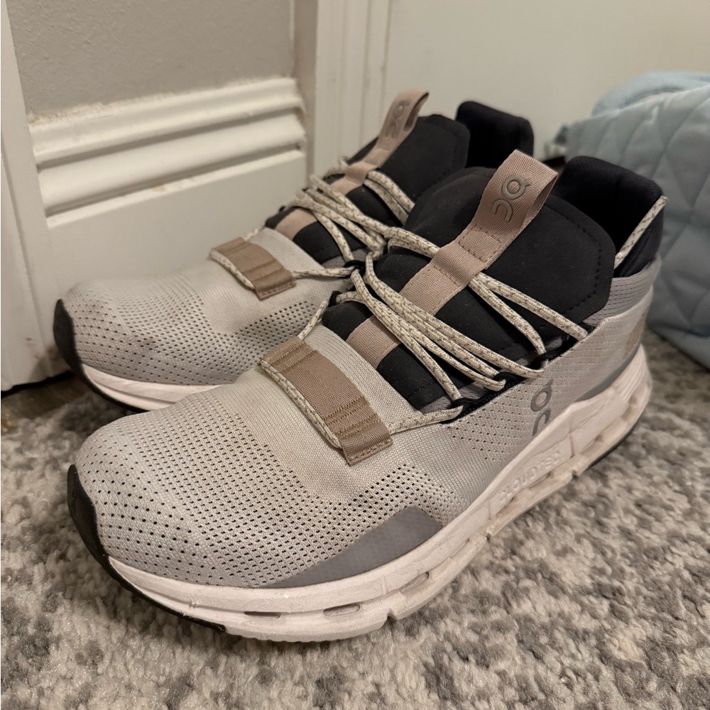 Cloudnova in White Sand Women size 10